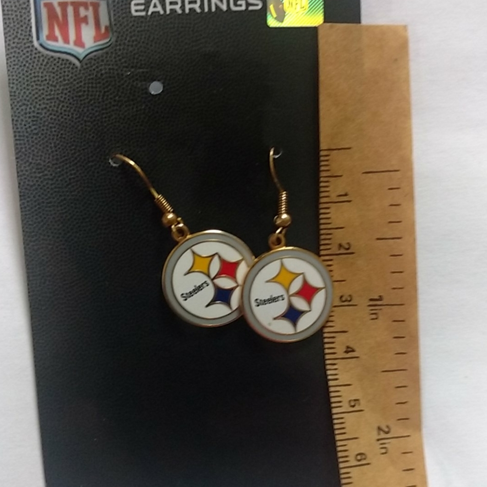 NFL earrings - Picture 2 of 4